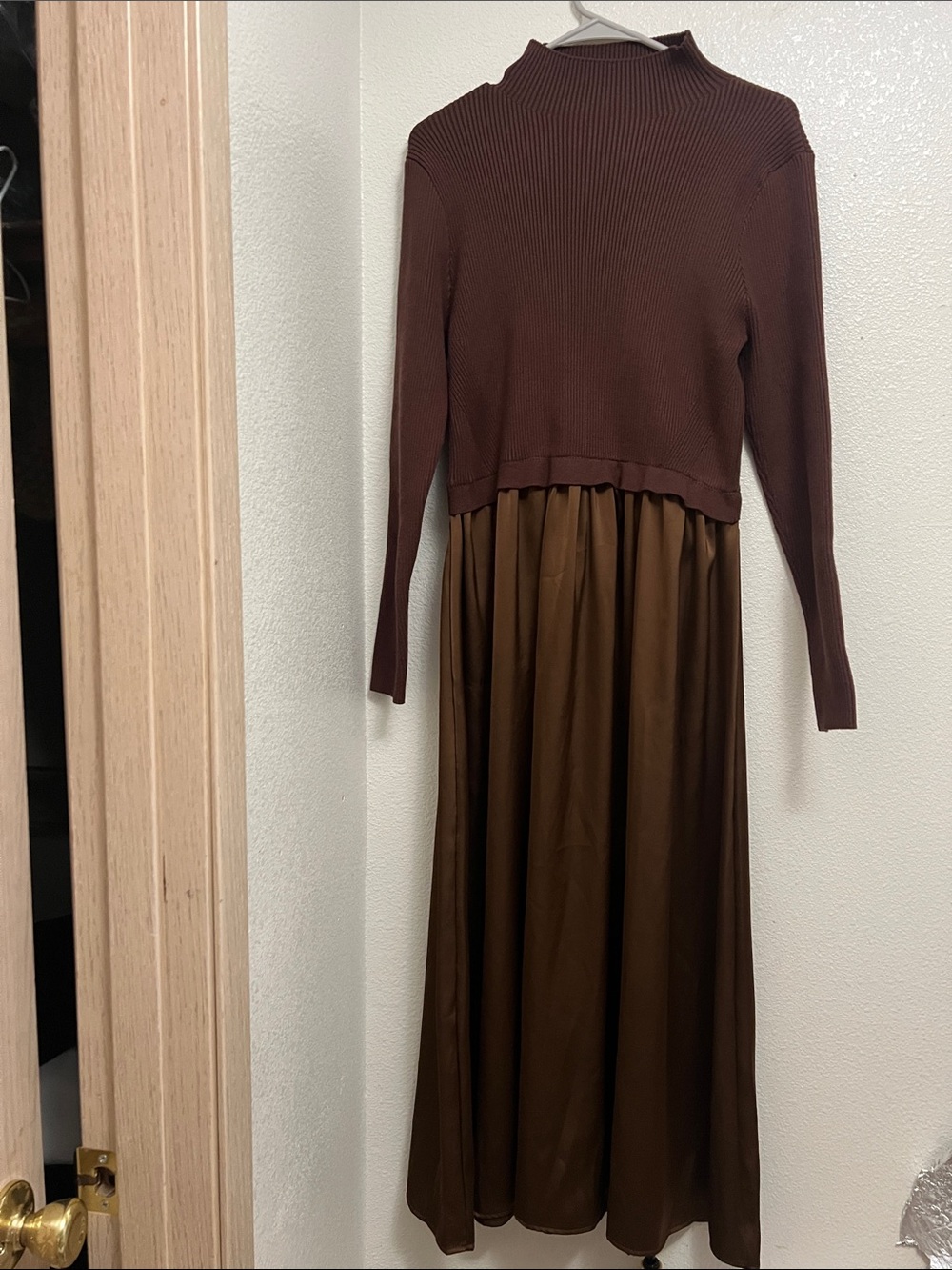 Women's Brown Two-Tone Knit Top Maxi Dress armpit 17/ waist 16 stretch